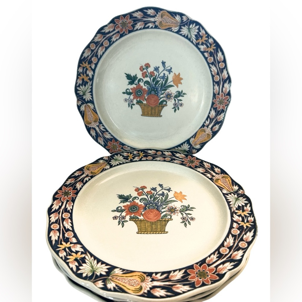 VTG Wedgewood Set of Four Poterat Porcelain 10” Plates  Etruria, England EUC